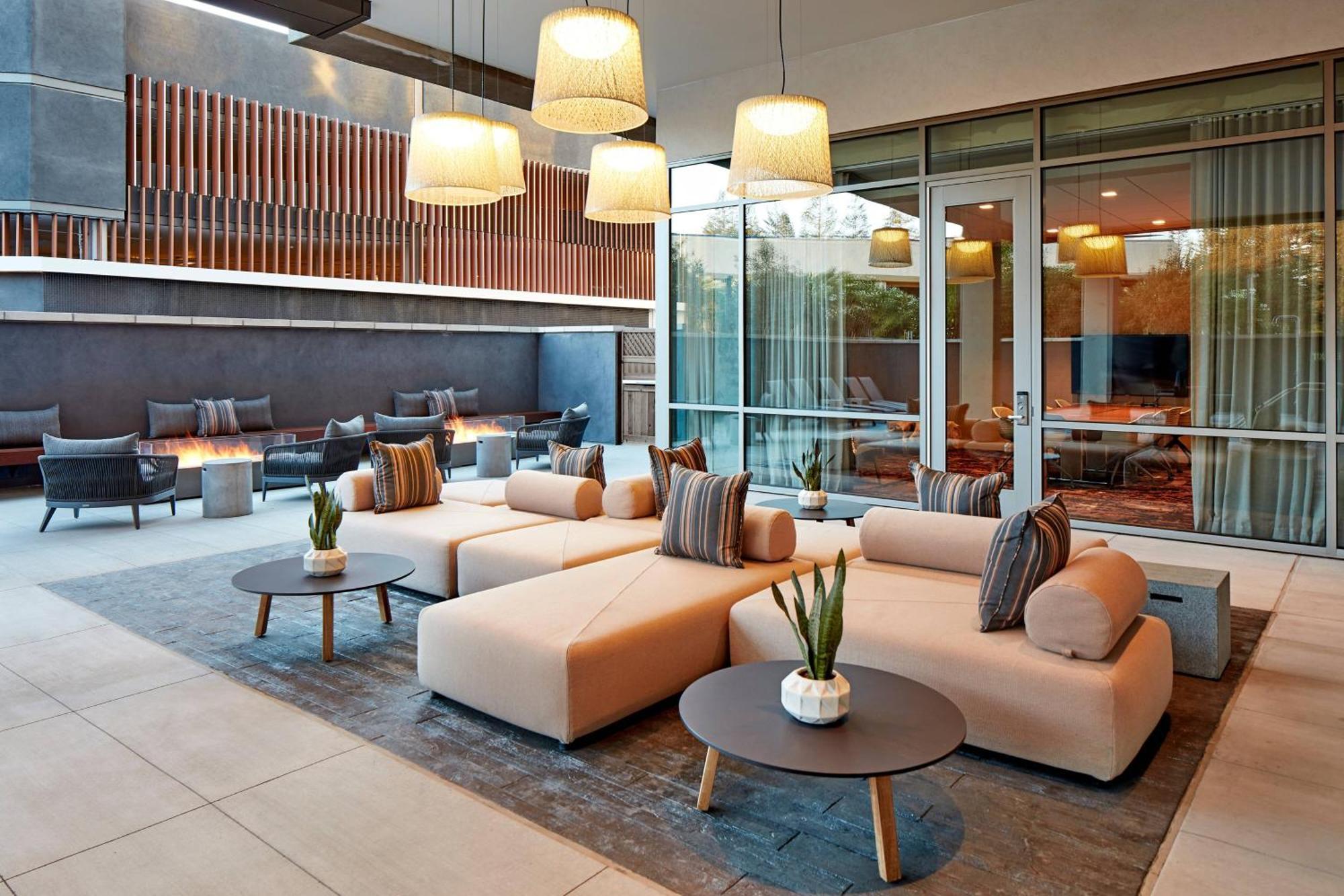 AC Hotel by Marriott San Jose Santa Clara Exterior foto